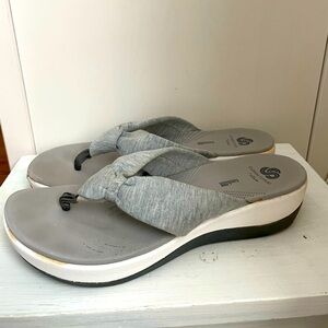 Cloudsteppers by Clarks Size 9